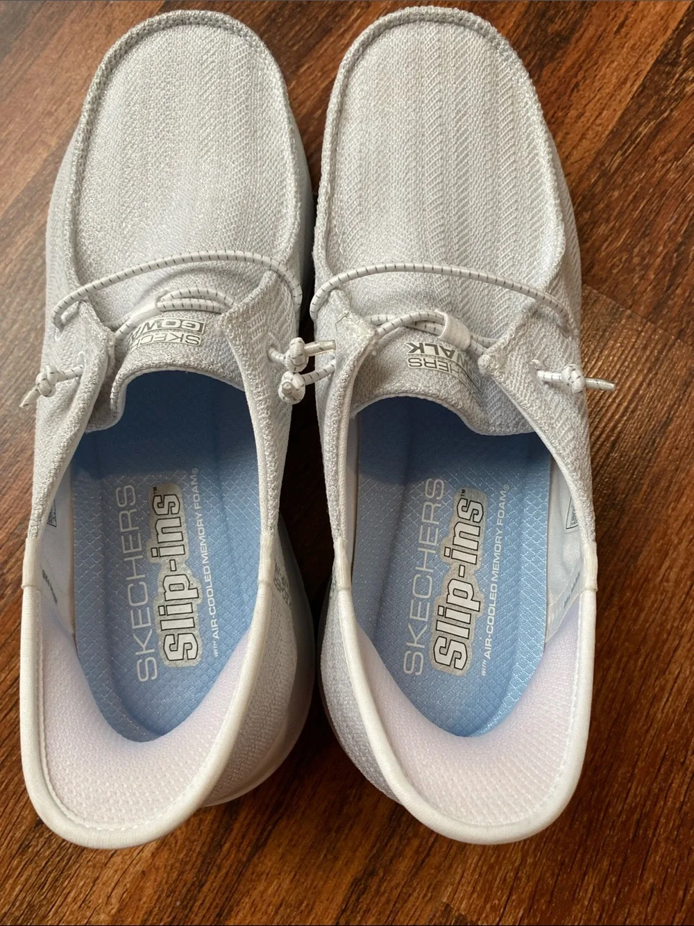 Skechers like new